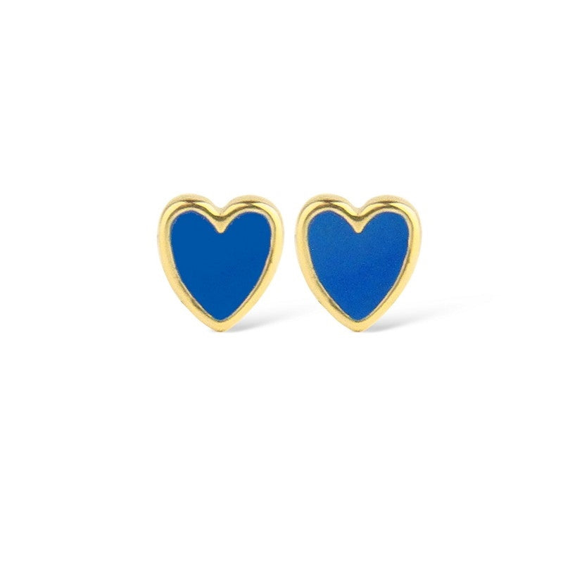 Baby Heart øreringe fra Jeberg Jewellery i forgyldt sølv med blå emalje